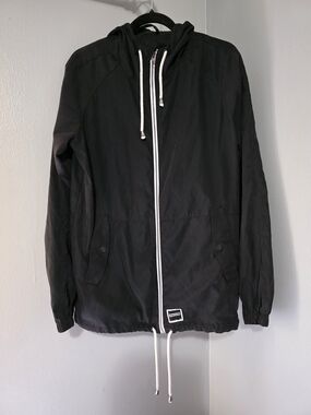 Mens Medium Ezekiel Black Hooded Zip Windbreaker with White Accents